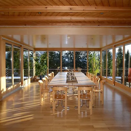 Erlebacherhus Hostel *