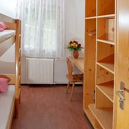 Hostel Erlebacherhus *
